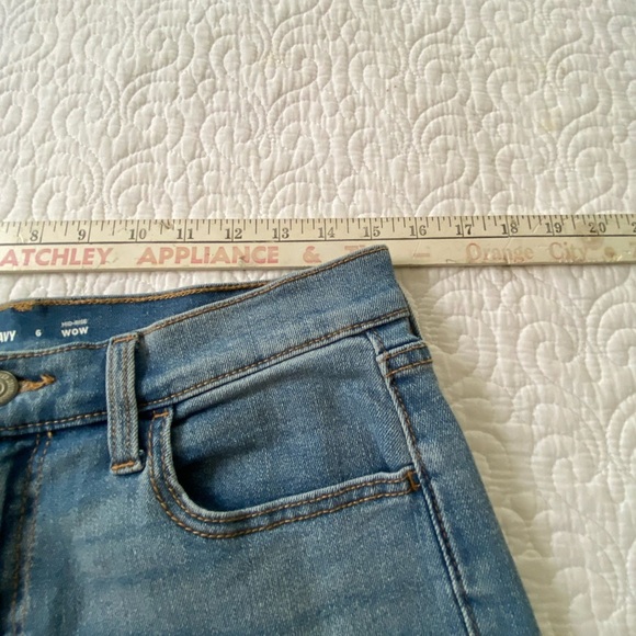 Old Navy Mid-Rise WOW Denim Shorts Jorts, Bermuda, Backyard BBQ, Normcore, Beach - Picture 9 of 11